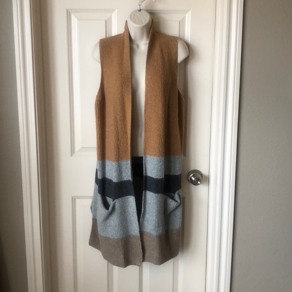 LOFT tan sweater vest with grey stripe size M
